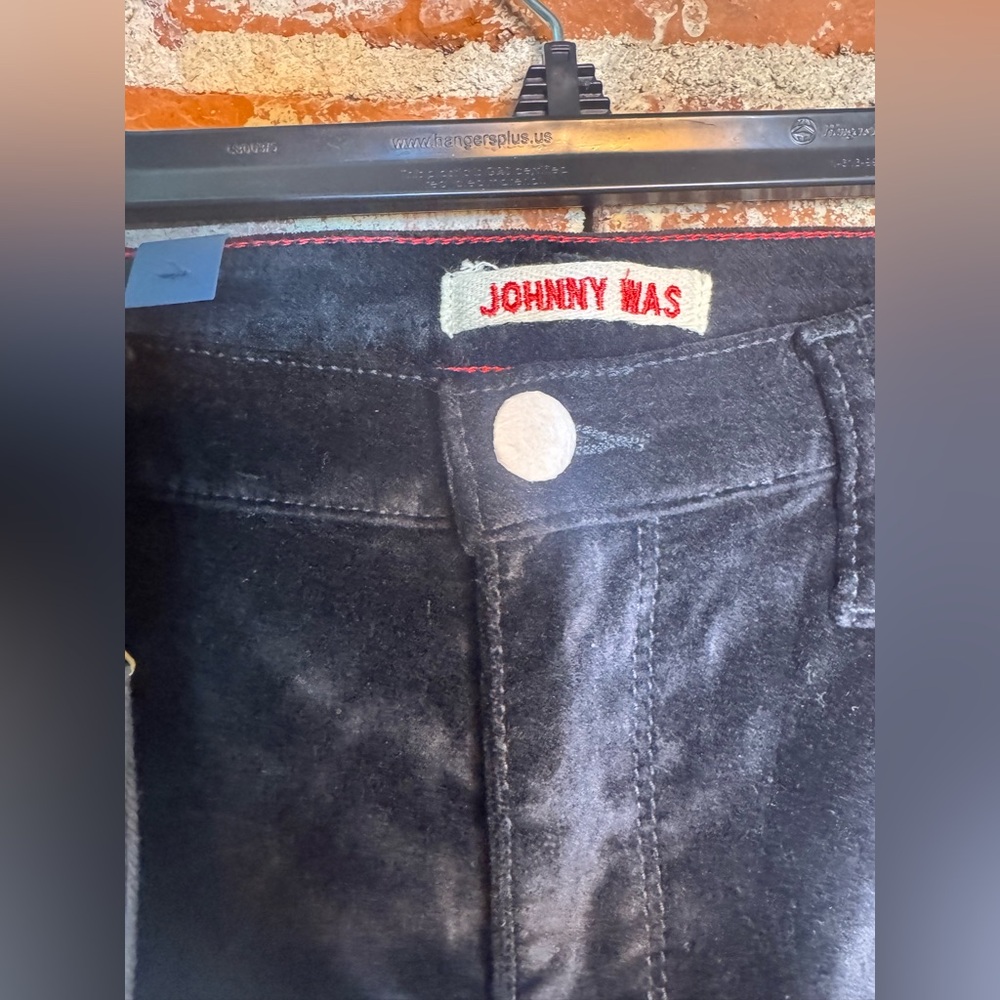 SOLD LIVE NWT Johnny Was Black Velve Jeans with Red Rose Embroidery - Size 28 - Picture 4 of 7